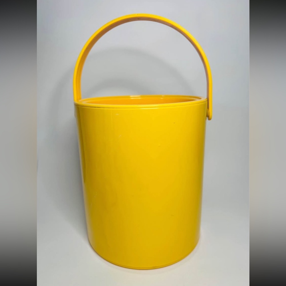 1970s MCM Yellow Plastic Ice Bucket – Drulane Barware